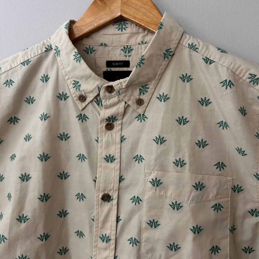 Prana Broderick Mens Large Slim Fit‎ Short Sleeve Button Up Shirt All Over Print